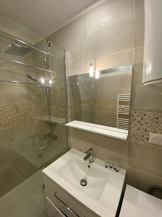 Tour Eiffel Volontaire Paris Apartment 0*,